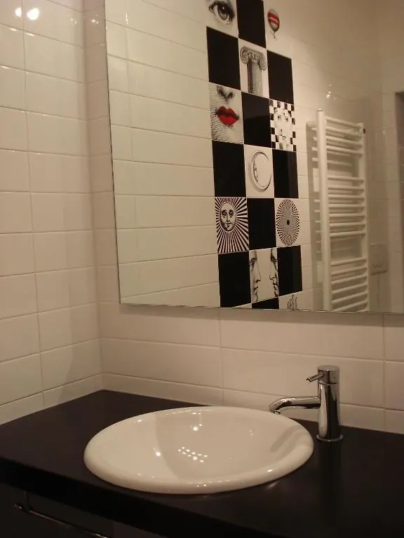 B&B San Petronio Vecchio 2*, Bologna Italy